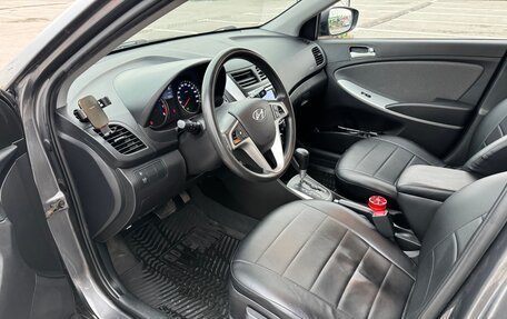 Hyundai Solaris II рестайлинг, 2013 год, 930 000 рублей, 10 фотография