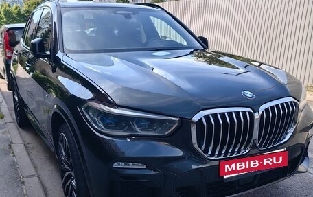 BMW X5, 2019 год, 6 900 000 рублей, 2 фотография