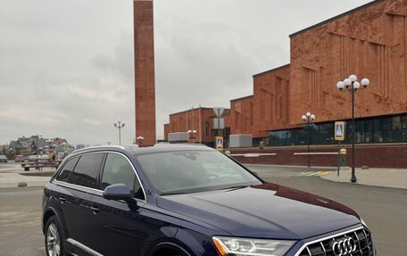 Audi Q7, 2023 год, 5 990 000 рублей, 3 фотография