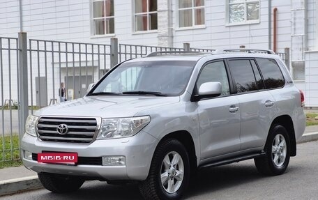 Toyota Land Cruiser 200, 2011 год, 2 850 000 рублей, 3 фотография