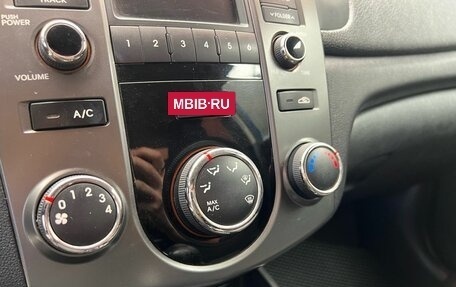 KIA Cerato III, 2010 год, 959 000 рублей, 12 фотография