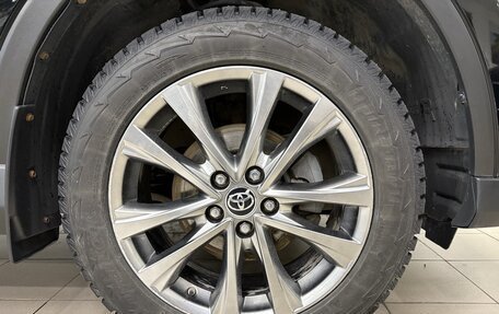 Toyota RAV4, 2018 год, 2 449 000 рублей, 16 фотография