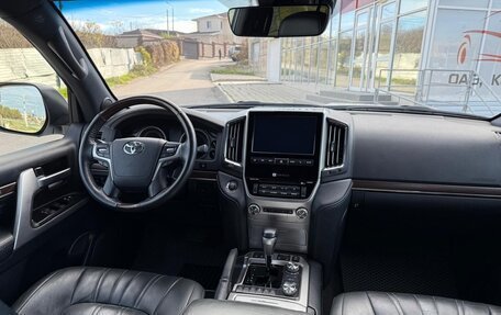 Toyota Land Cruiser 200, 2019 год, 7 350 000 рублей, 3 фотография