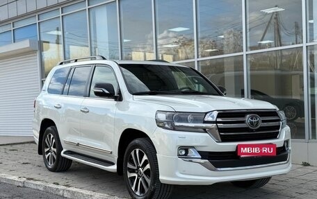 Toyota Land Cruiser 200, 2019 год, 7 350 000 рублей, 2 фотография