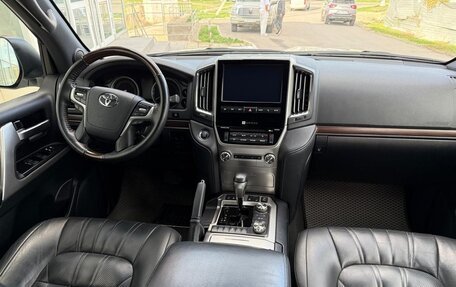 Toyota Land Cruiser 200, 2019 год, 7 350 000 рублей, 18 фотография