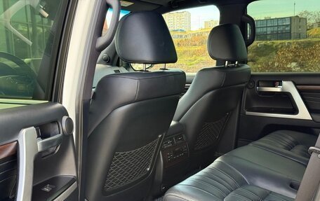 Toyota Land Cruiser 200, 2019 год, 7 350 000 рублей, 26 фотография