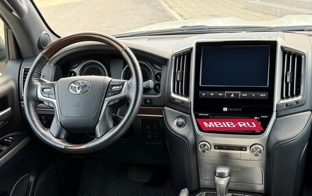 Toyota Land Cruiser 200, 2019 год, 7 350 000 рублей, 19 фотография