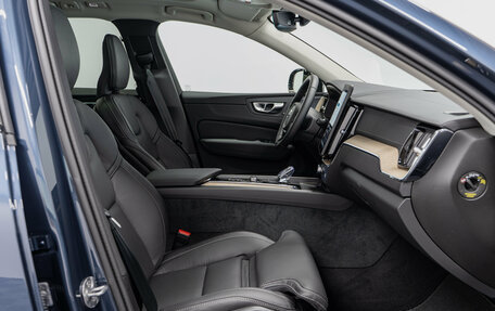 Volvo XC60 II, 2025 год, 9 490 000 рублей, 13 фотография