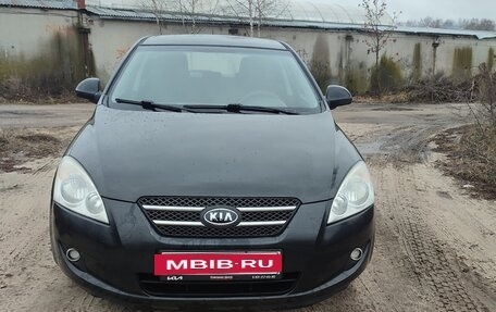 KIA cee'd I рестайлинг, 2009 год, 690 000 рублей, 2 фотография
