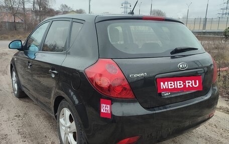 KIA cee'd I рестайлинг, 2009 год, 690 000 рублей, 6 фотография