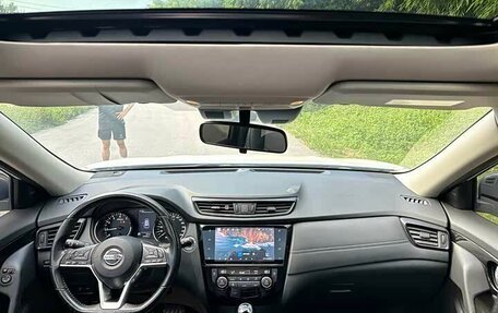 Nissan X-Trail, 2022 год, 2 240 000 рублей, 8 фотография