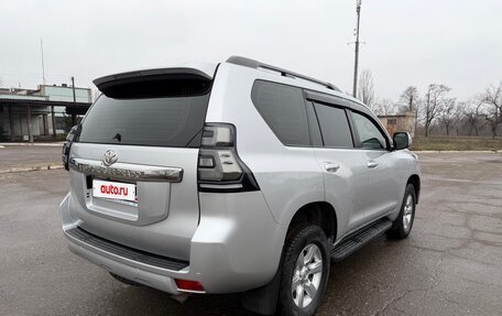 Toyota Land Cruiser Prado 150 рестайлинг 2, 2015 год, 3 950 000 рублей, 6 фотография