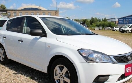 KIA cee'd I рестайлинг, 2011 год, 795 000 рублей, 2 фотография