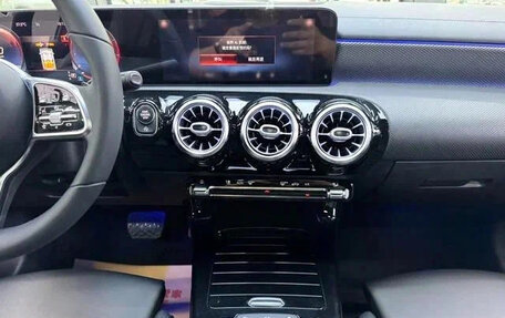 Mercedes-Benz A-Класс, 2022 год, 1 620 000 рублей, 9 фотография