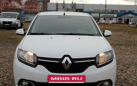 Renault Logan II, 2015 год, 789 000 рублей, 2 фотография