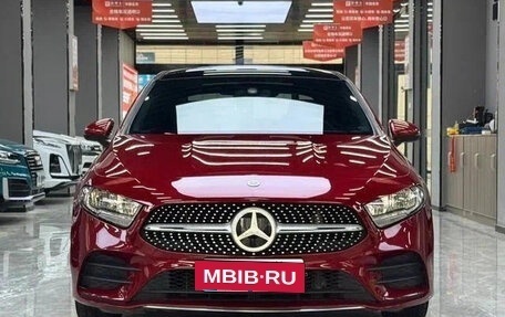 Mercedes-Benz A-Класс, 2022 год, 1 620 000 рублей, 2 фотография