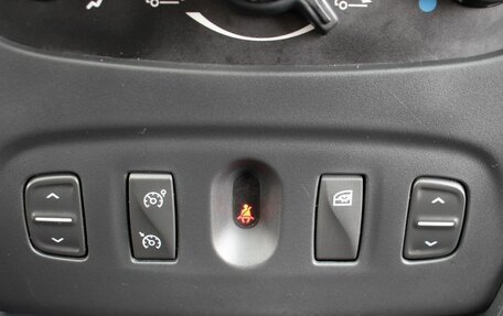 Renault Logan II, 2015 год, 789 000 рублей, 17 фотография