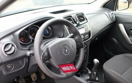 Renault Logan II, 2015 год, 789 000 рублей, 9 фотография