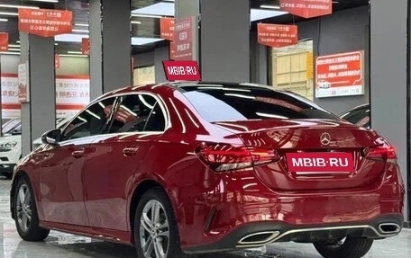 Mercedes-Benz A-Класс, 2022 год, 1 620 000 рублей, 6 фотография