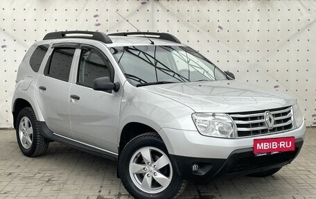 Renault Duster I рестайлинг, 2012 год, 990 000 рублей, 2 фотография