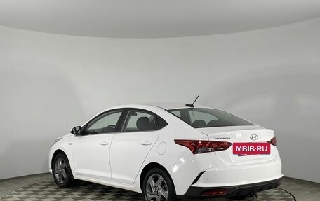 Hyundai Solaris II рестайлинг, 2021 год, 1 699 000 рублей, 7 фотография