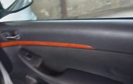 Toyota Avensis III рестайлинг, 2007 год, 670 000 рублей, 1 фотография