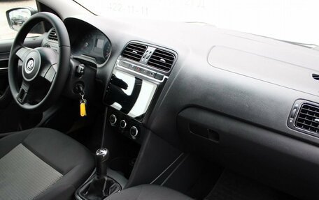 Volkswagen Polo VI (EU Market), 2011 год, 429 000 рублей, 8 фотография