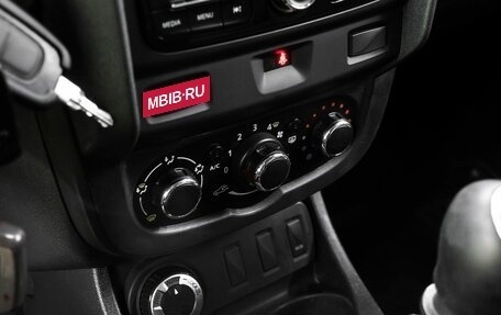 Renault Duster I рестайлинг, 2017 год, 1 100 000 рублей, 17 фотография