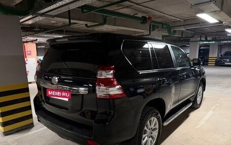 Toyota Land Cruiser Prado 150 рестайлинг 2, 2013 год, 2 750 000 рублей, 12 фотография