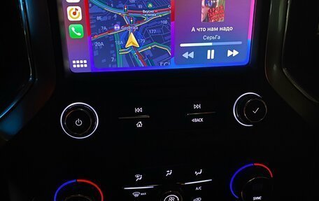 Chevrolet Silverado, 2019 год, 6 500 000 рублей, 14 фотография