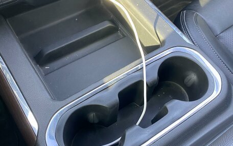 Chevrolet Silverado, 2019 год, 6 500 000 рублей, 9 фотография