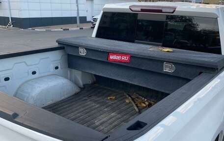 Chevrolet Silverado, 2019 год, 6 500 000 рублей, 5 фотография