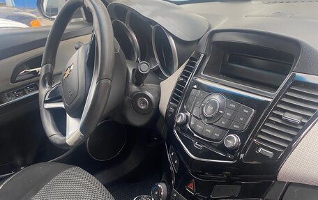 Chevrolet Cruze II, 2011 год, 470 000 рублей, 10 фотография