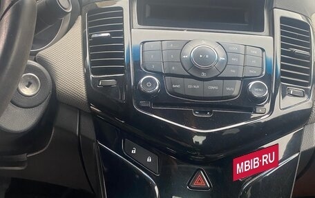 Chevrolet Cruze II, 2011 год, 470 000 рублей, 6 фотография