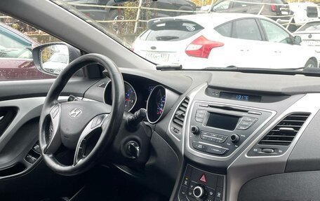 Hyundai Elantra V, 2015 год, 1 095 000 рублей, 13 фотография