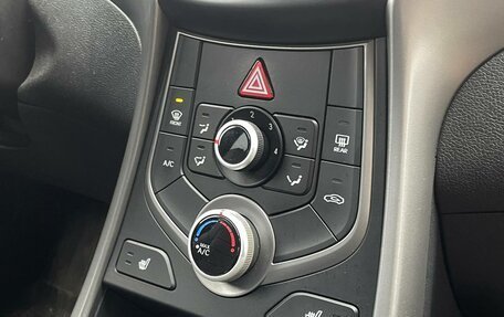 Hyundai Elantra V, 2015 год, 1 095 000 рублей, 16 фотография