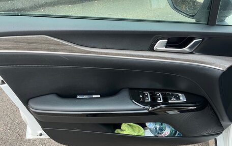KIA K5, 2021 год, 2 400 000 рублей, 18 фотография