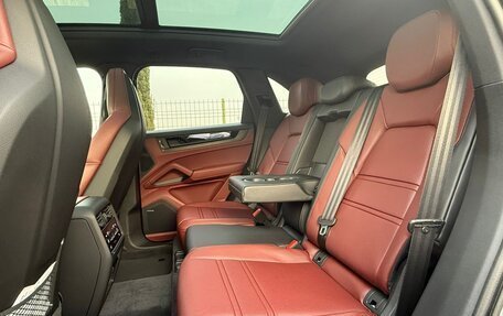 Porsche Cayenne III, 2025 год, 18 900 000 рублей, 22 фотография