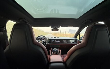 Porsche Cayenne III, 2025 год, 18 900 000 рублей, 23 фотография