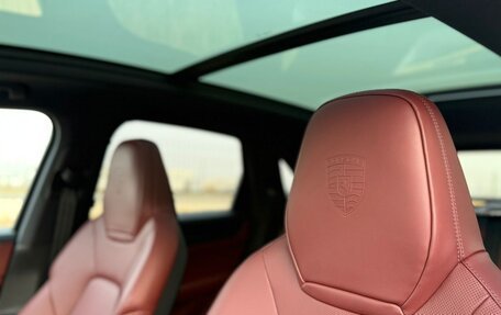 Porsche Cayenne III, 2025 год, 18 900 000 рублей, 25 фотография