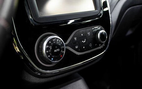 Renault Kaptur I рестайлинг, 2017 год, 1 400 000 рублей, 20 фотография