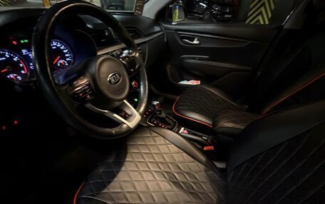 KIA Rio IV, 2018 год, 1 300 000 рублей, 4 фотография