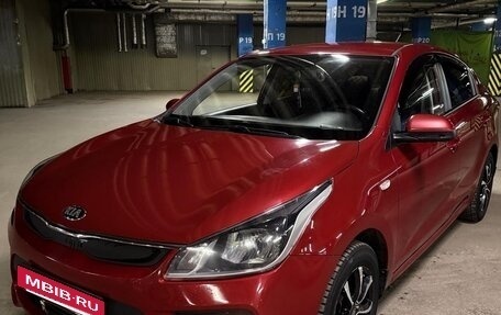KIA Rio IV, 2018 год, 1 300 000 рублей, 7 фотография