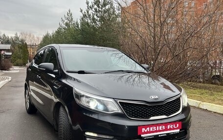 KIA Rio III рестайлинг, 2016 год, 925 000 рублей, 4 фотография