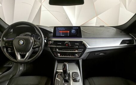 BMW 5 серия, 2017 год, 2 995 000 рублей, 11 фотография