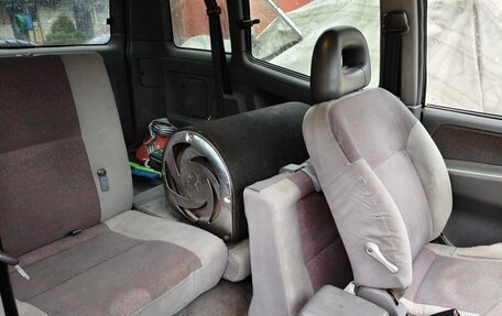 Nissan Terrano II рестайлинг, 1995 год, 350 000 рублей, 7 фотография