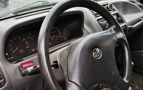 Nissan Terrano II рестайлинг, 1995 год, 350 000 рублей, 11 фотография