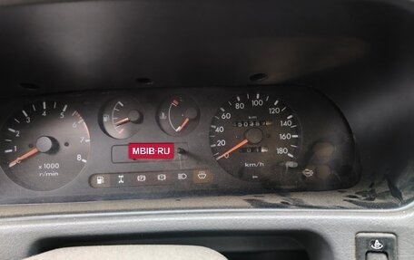 Nissan Terrano II рестайлинг, 1995 год, 350 000 рублей, 10 фотография