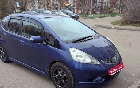Honda Fit III, 2008 год, 740 000 рублей, 2 фотография