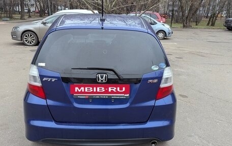 Honda Fit III, 2008 год, 740 000 рублей, 6 фотография